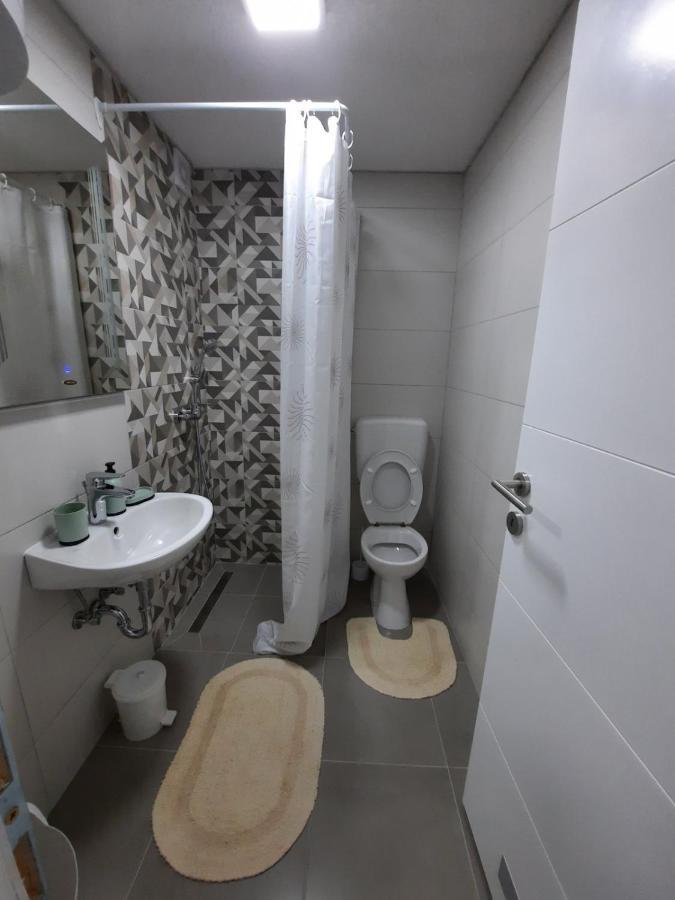 Apartman-Stan Na Dan -Stolac Apartamento Exterior foto